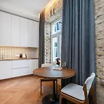 Art Boutique I Old Town W-ac I Cohost Apartamento