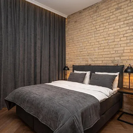 Art Boutique I Old Town Apartments W-Ac I Cohost *