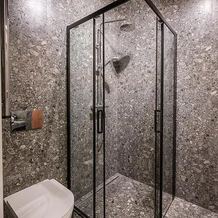 Art Boutique I Old Town W-ac I Cohost *