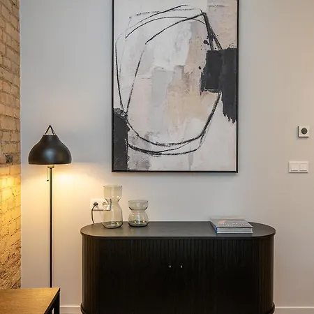 Art Boutique I Old Town W-ac I Cohost Апартаменты